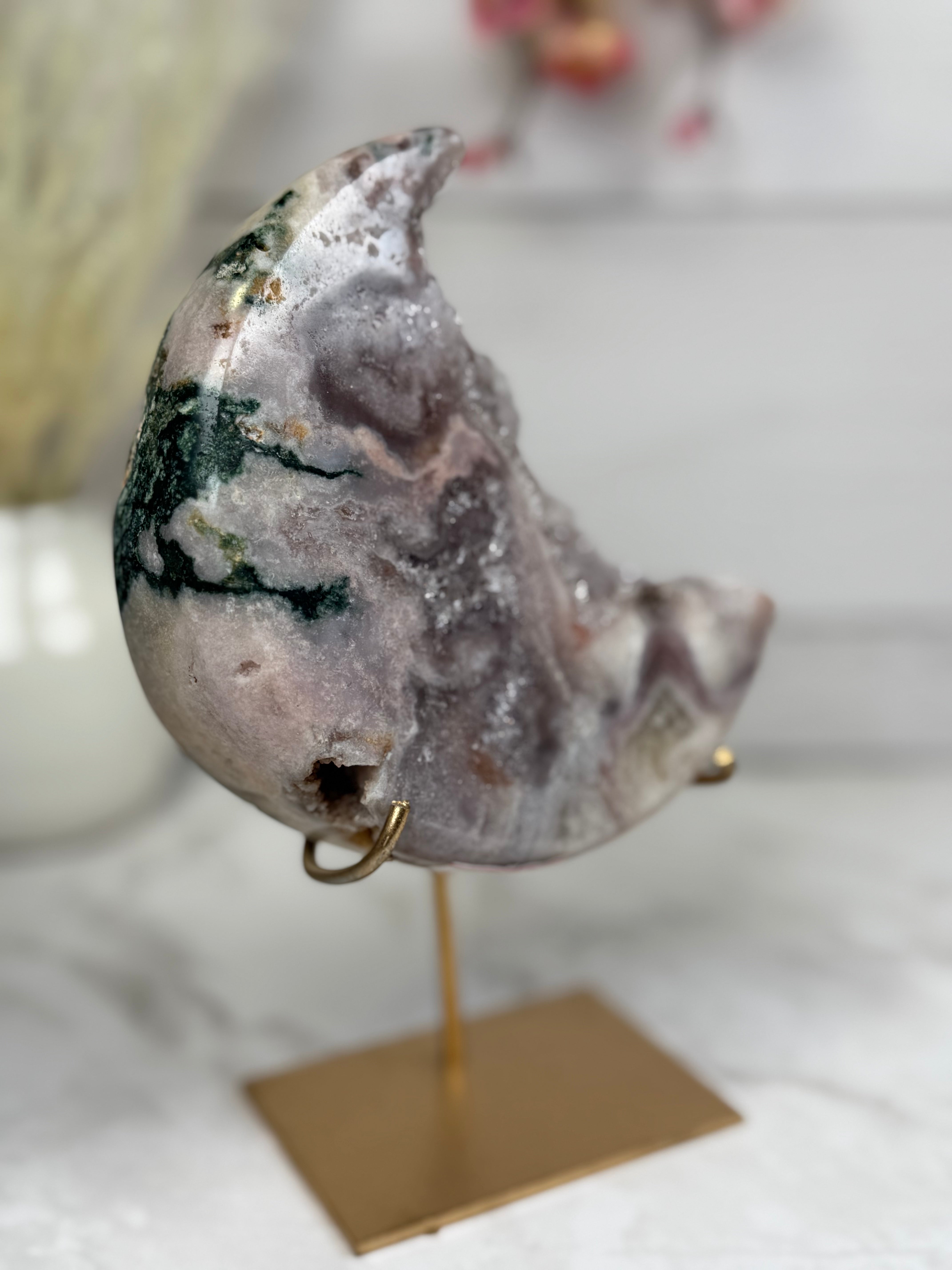 Pink Amethyst Moon on Gold Stand A1003