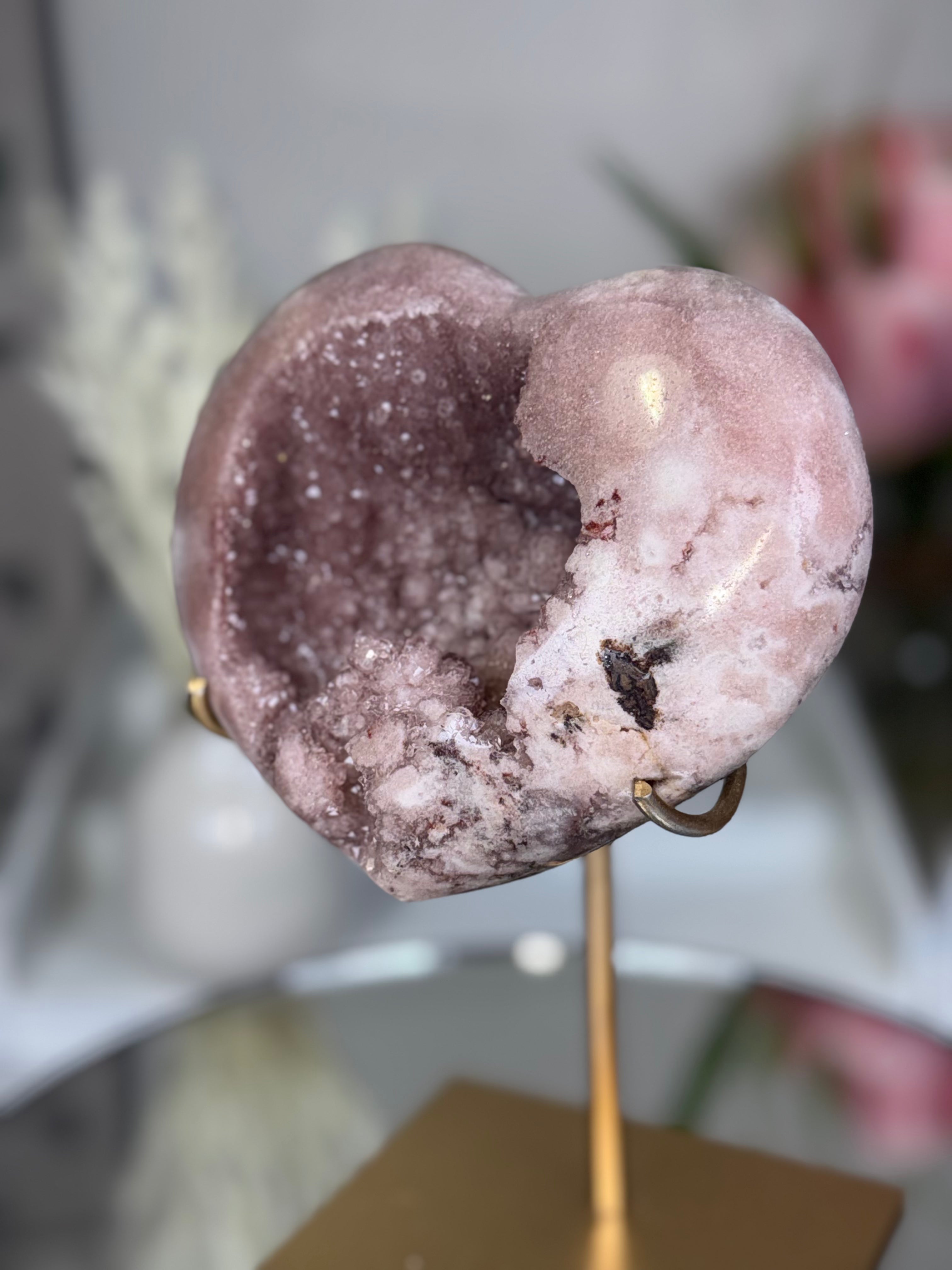 Pink Amethyst Heart on Gold Stand A1.8